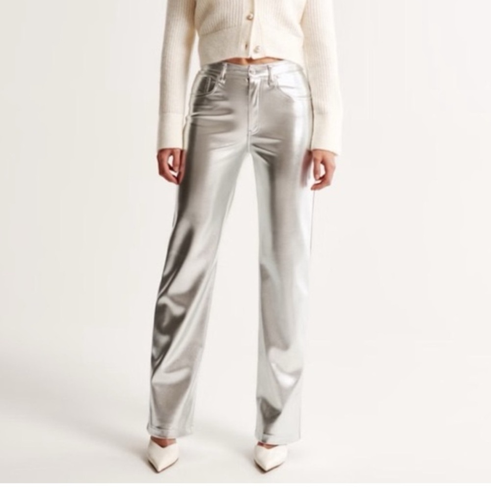 Abercrombie 90’s high rise straight leg pants in silver